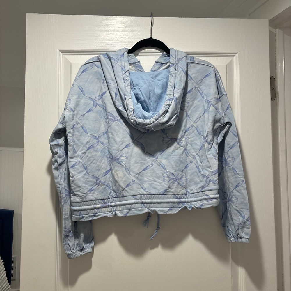 LoveShackFancy x Beach Riot - Blue Bow Sweat Set - Picture 6 of 6